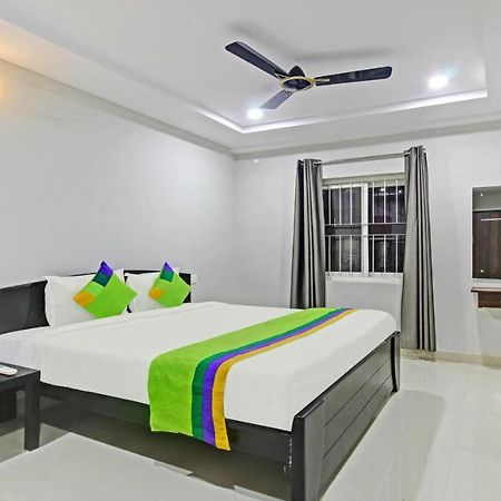 Itsy Hotels Sunrise Grand, Hitech City Hajdarabad Zewnętrze zdjęcie
