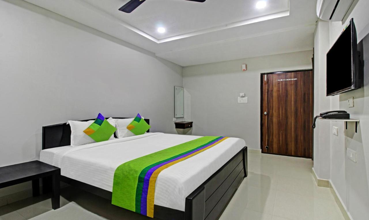Itsy Hotels Sunrise Grand, Hitech City Hajdarabad Zewnętrze zdjęcie
