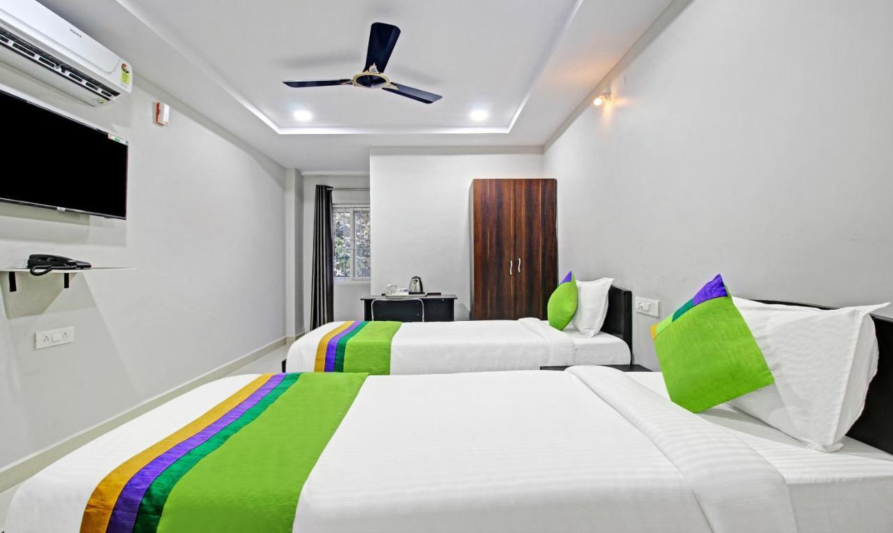 Itsy Hotels Sunrise Grand, Hitech City Hajdarabad Zewnętrze zdjęcie