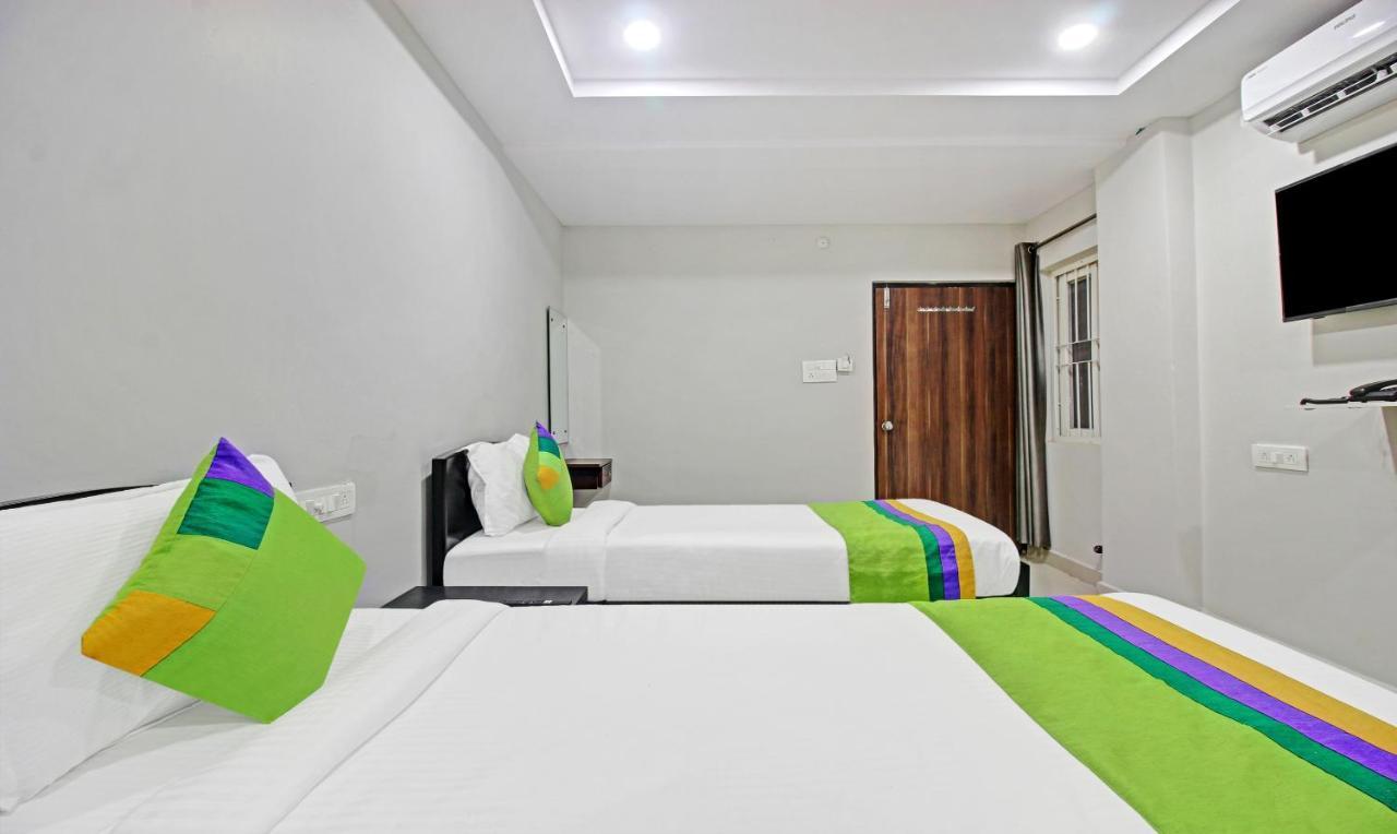 Itsy Hotels Sunrise Grand, Hitech City Hajdarabad Zewnętrze zdjęcie