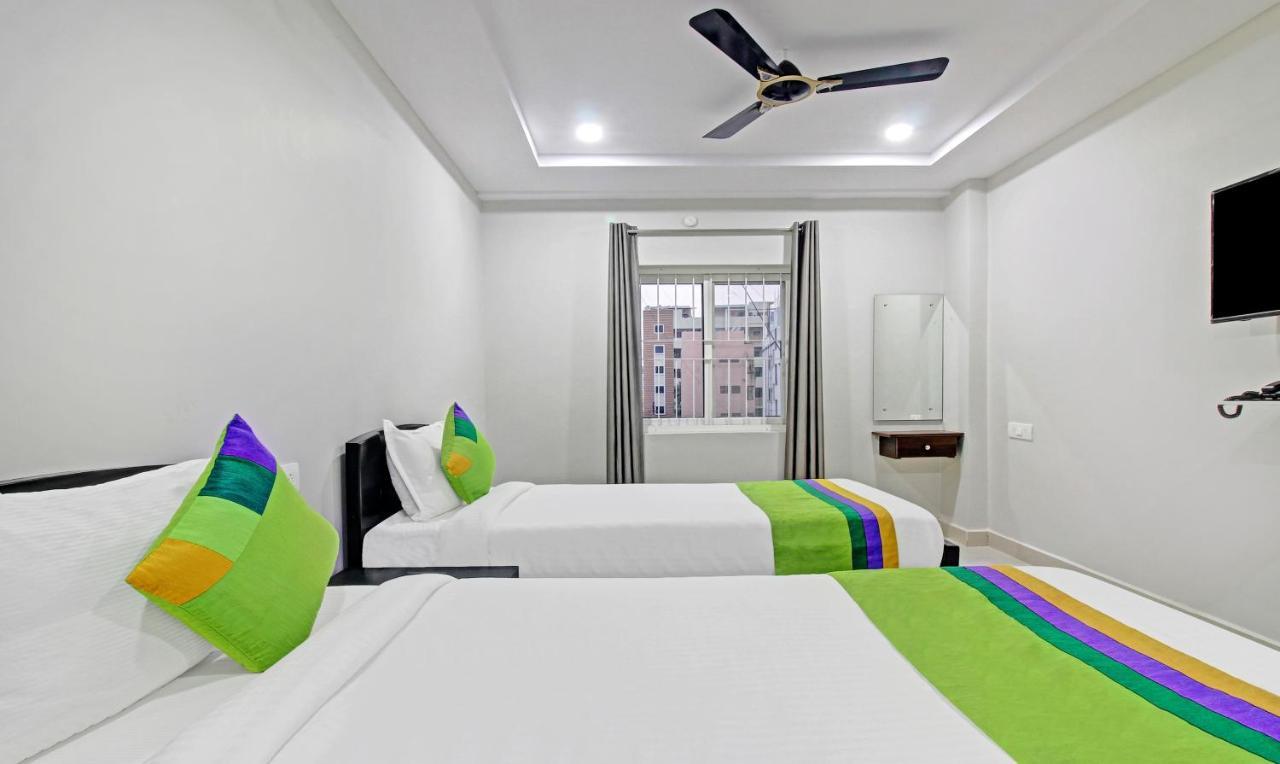 Itsy Hotels Sunrise Grand, Hitech City Hajdarabad Zewnętrze zdjęcie