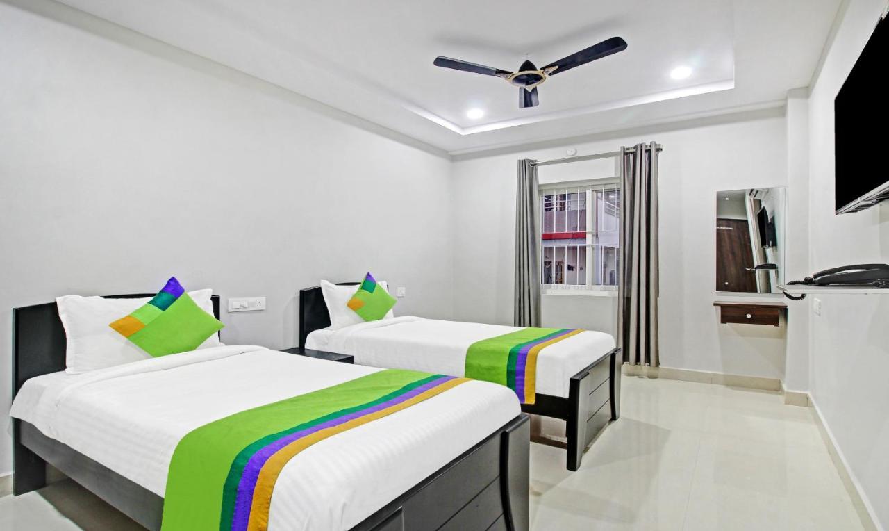 Itsy Hotels Sunrise Grand, Hitech City Hajdarabad Zewnętrze zdjęcie