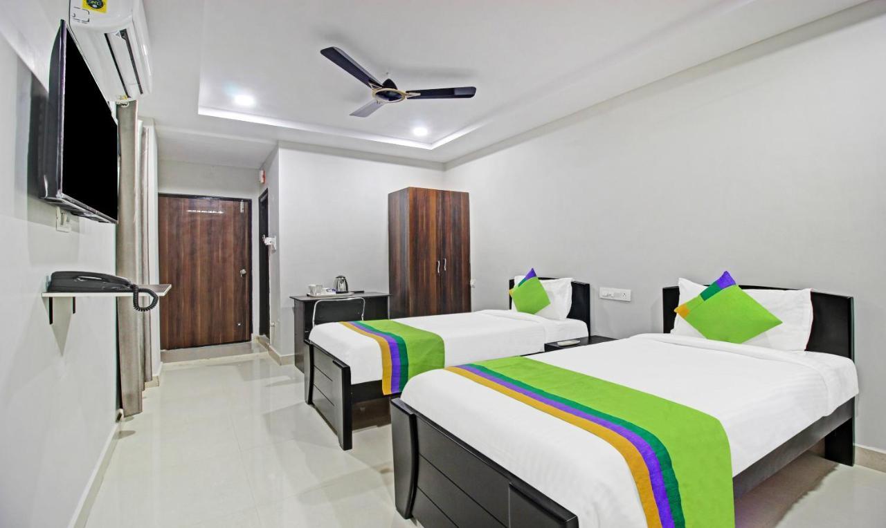 Itsy Hotels Sunrise Grand, Hitech City Hajdarabad Zewnętrze zdjęcie