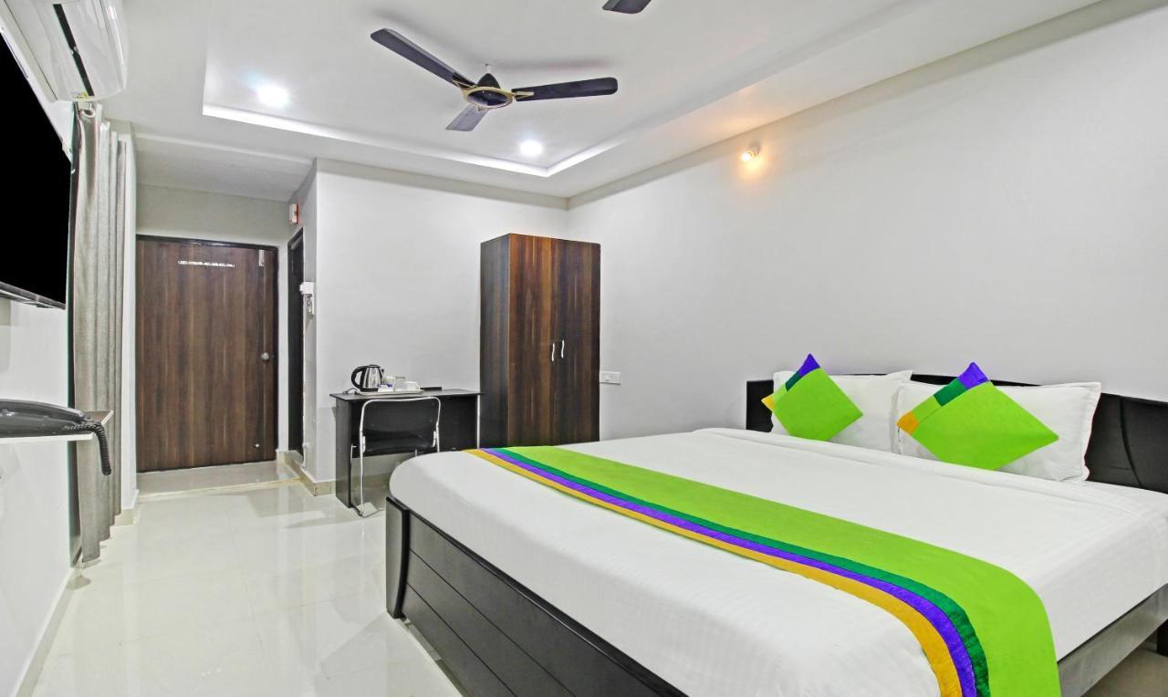 Itsy Hotels Sunrise Grand, Hitech City Hajdarabad Zewnętrze zdjęcie