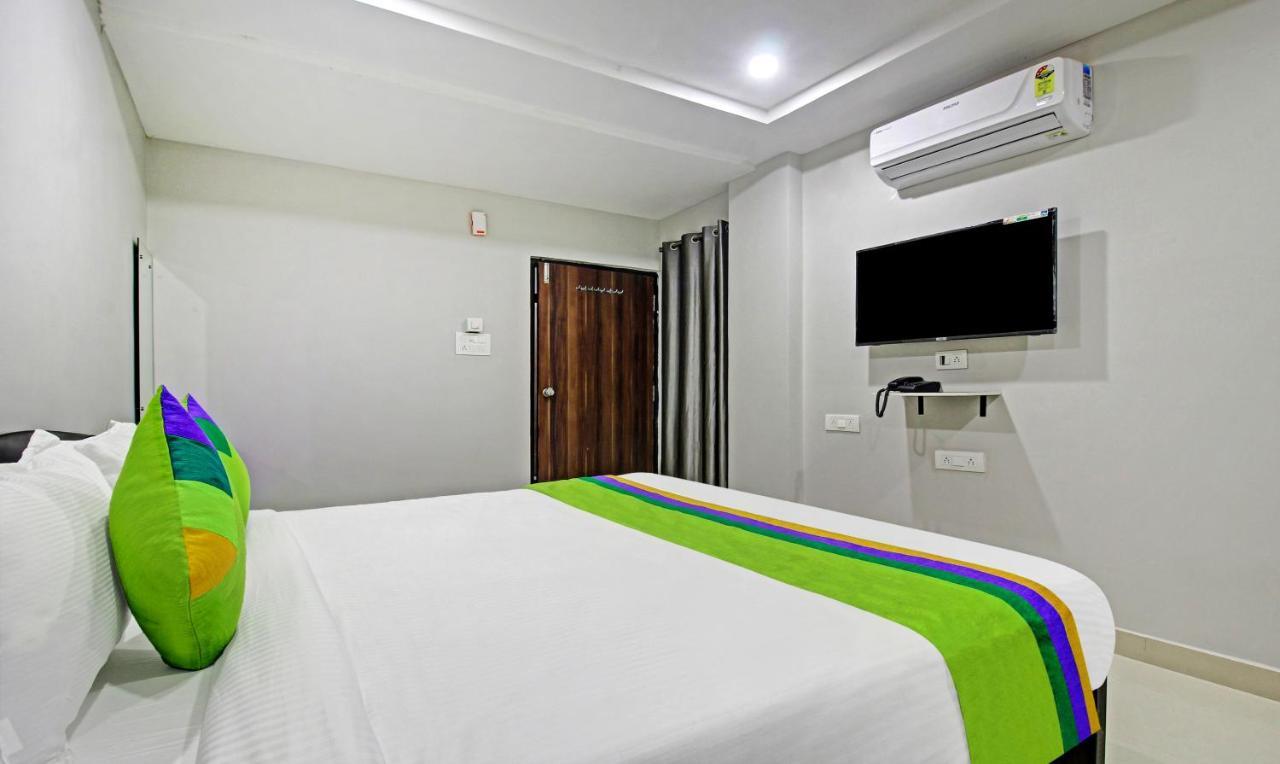 Itsy Hotels Sunrise Grand, Hitech City Hajdarabad Zewnętrze zdjęcie