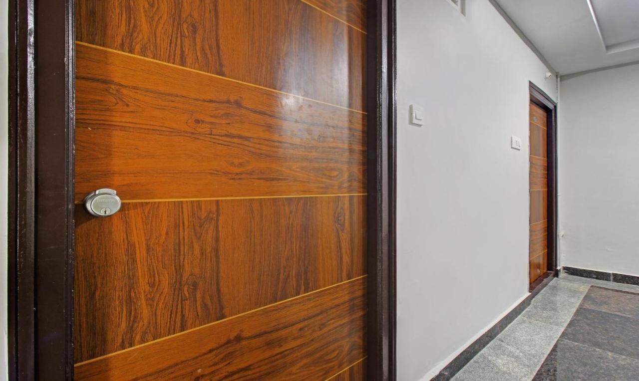 Itsy Hotels Sunrise Grand, Hitech City Hajdarabad Zewnętrze zdjęcie