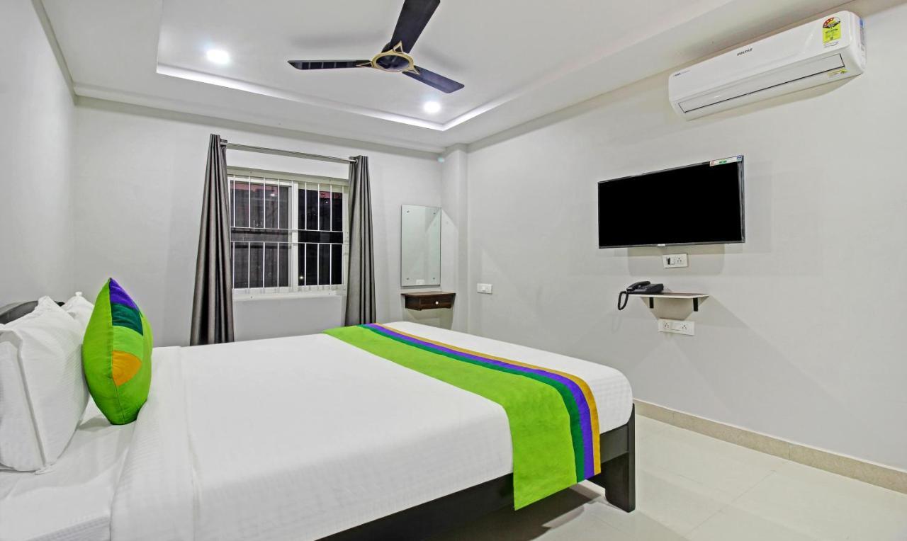 Itsy Hotels Sunrise Grand, Hitech City Hajdarabad Zewnętrze zdjęcie