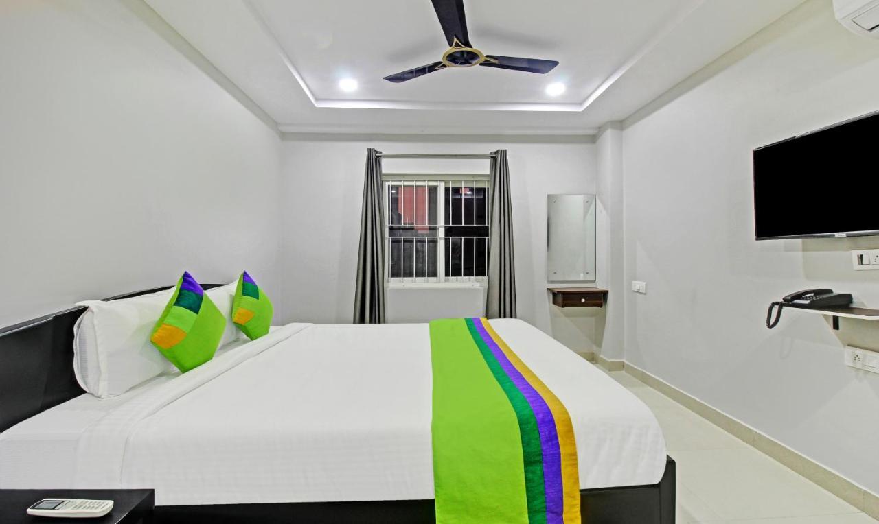 Itsy Hotels Sunrise Grand, Hitech City Hajdarabad Zewnętrze zdjęcie