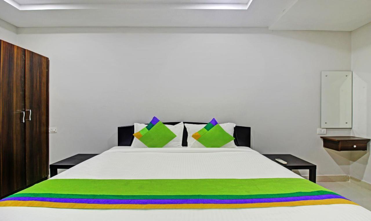 Itsy Hotels Sunrise Grand, Hitech City Hajdarabad Zewnętrze zdjęcie